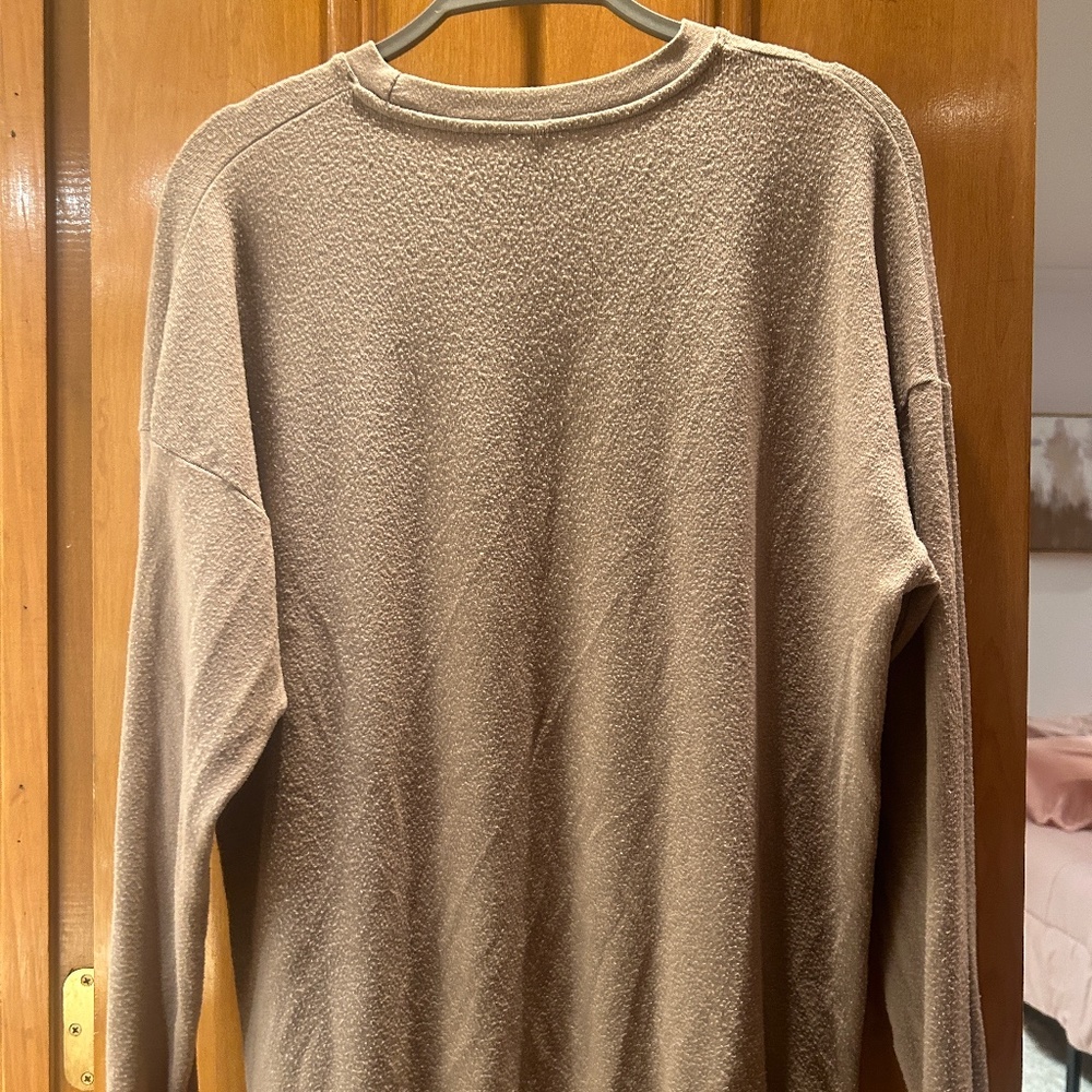 Alo yoga long sleeve